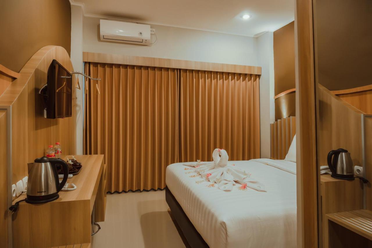 Kuta  Panfila Hotel מראה חיצוני תמונה