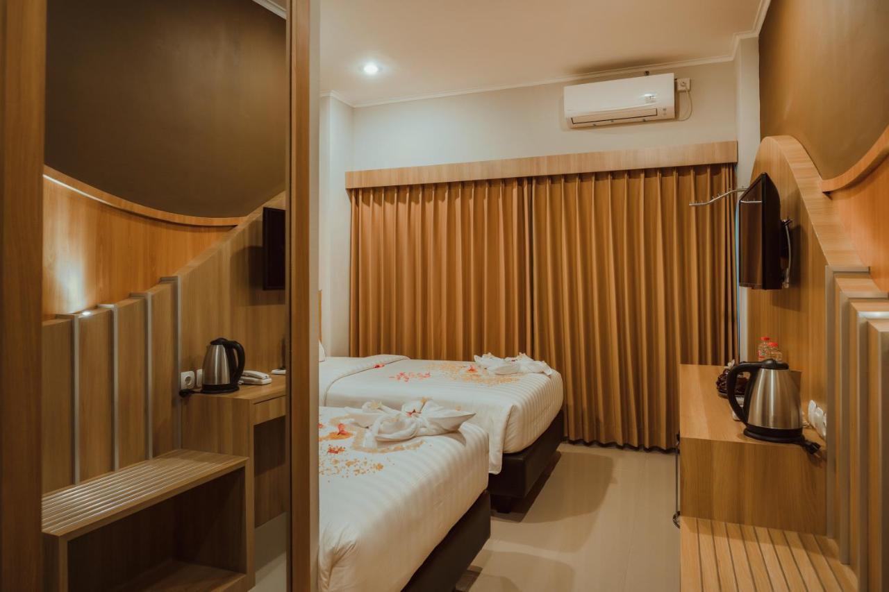 Kuta  Panfila Hotel מראה חיצוני תמונה
