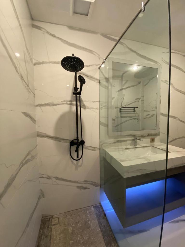 Kuta  Panfila Hotel מראה חיצוני תמונה